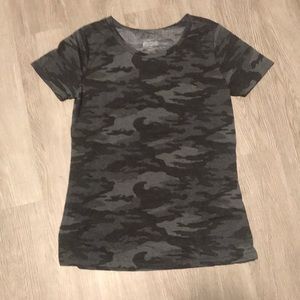 ❗️NWOT Camo Blouse❗️